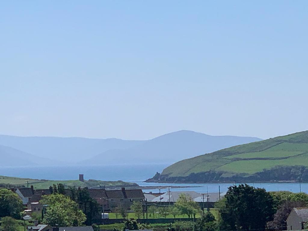 Wonderful Coastal Home In Dingle Town Экстерьер фото